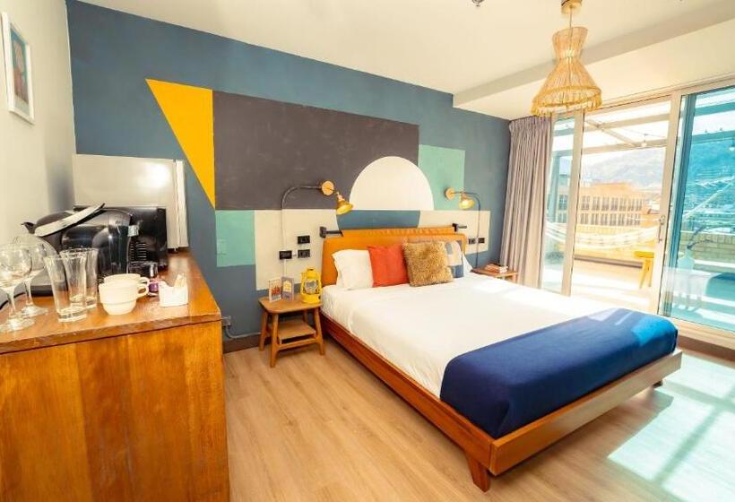 Отель Selina Parque 93 Bogota