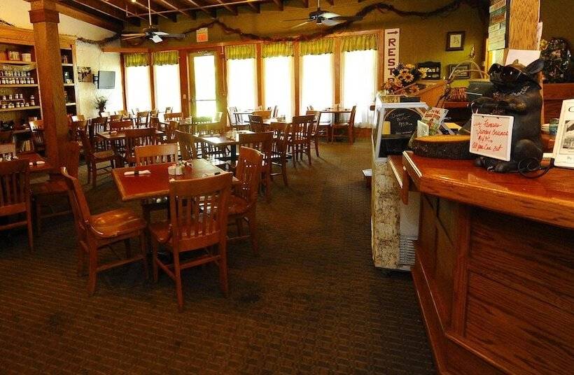 فندق Seminole Inn