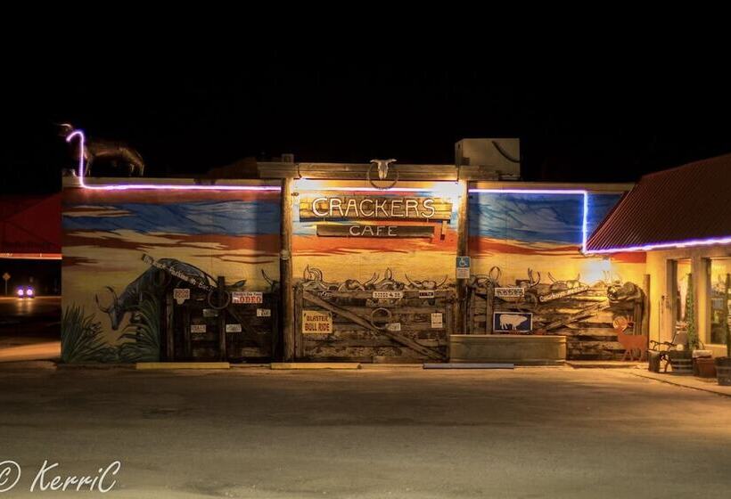 فندق Seminole Inn