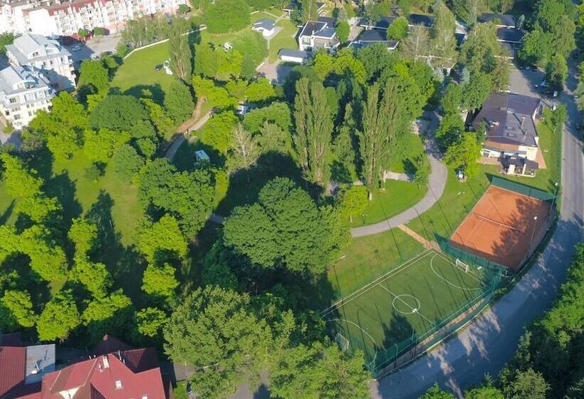 Hotel Villas And Apartments Oaza