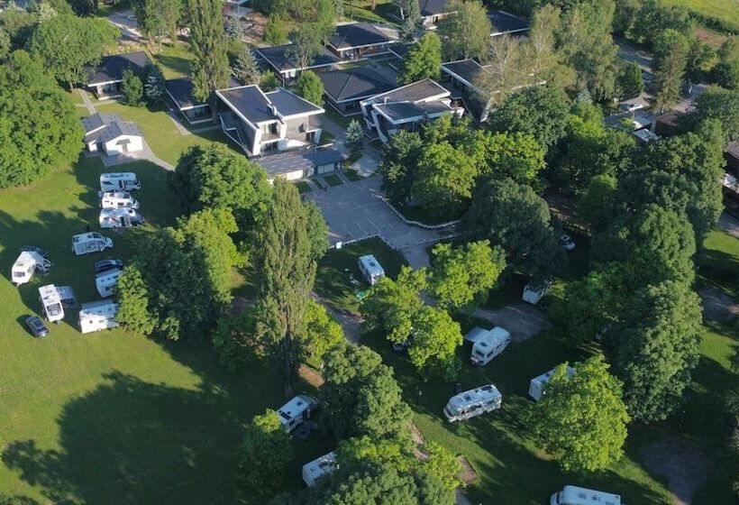 Hotel Villas And Apartments Oaza