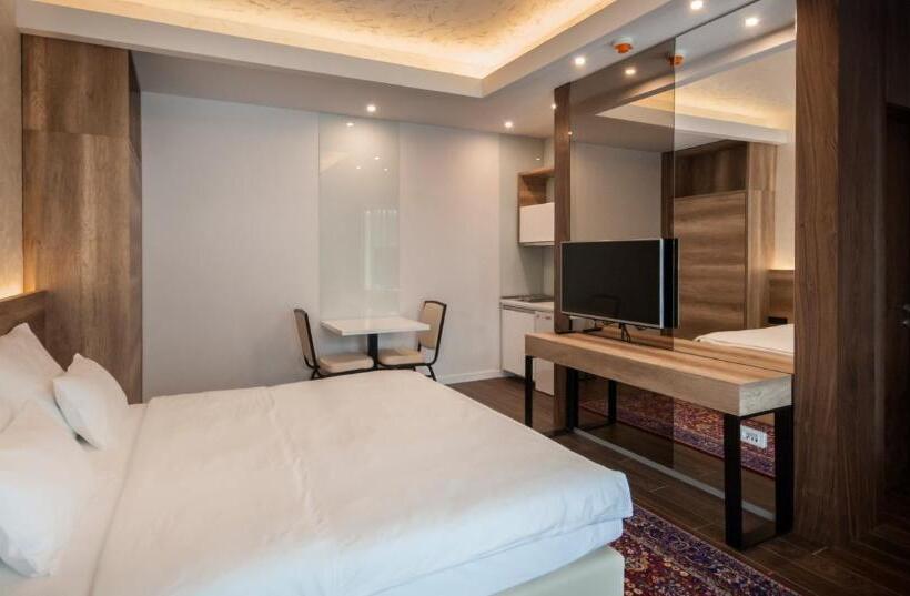 Hotel Villas And Apartments Oaza