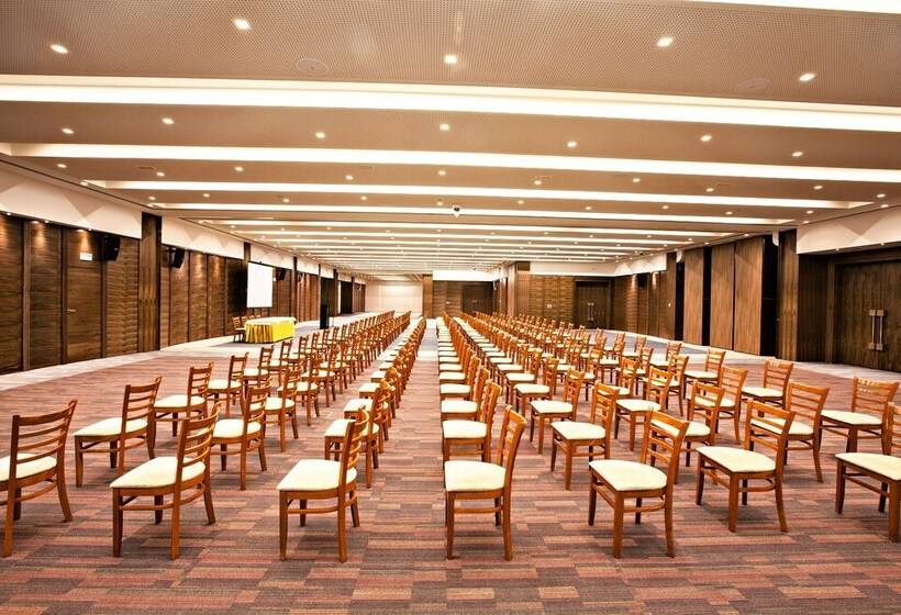 Hotel Villas And Apartments Oaza