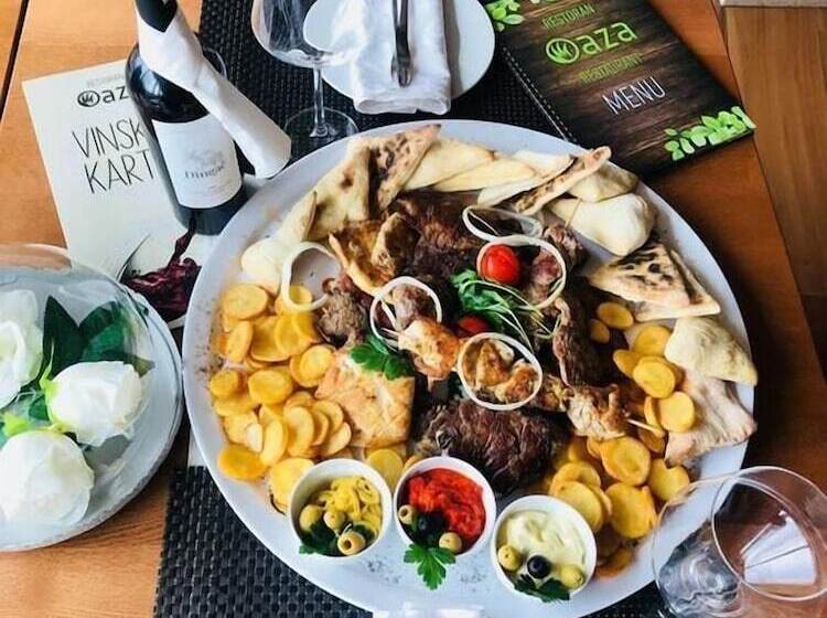 Hotel Villas And Apartments Oaza