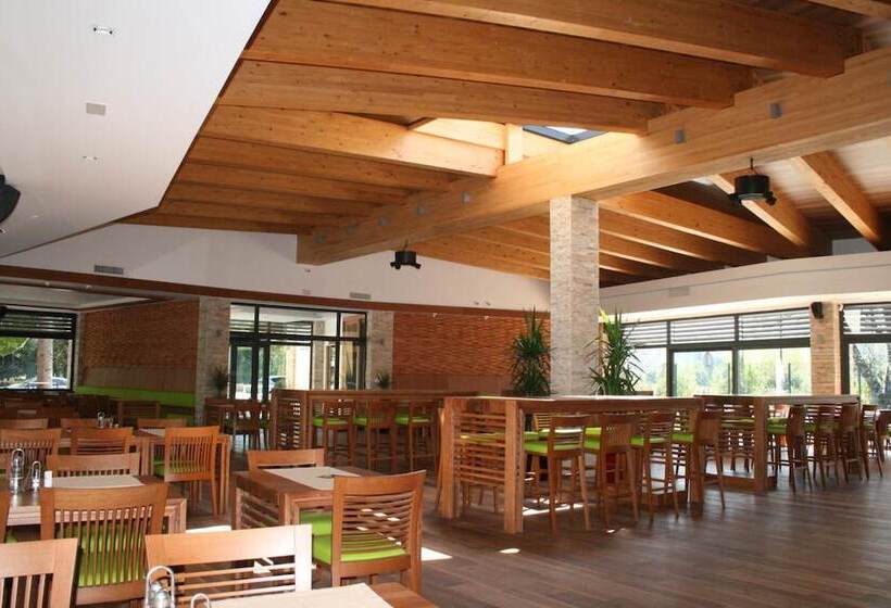 Hotel Villas And Apartments Oaza