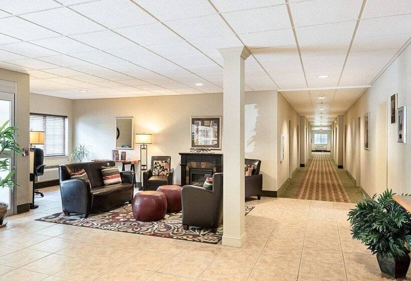 فندق Suburban Studios Morgantown