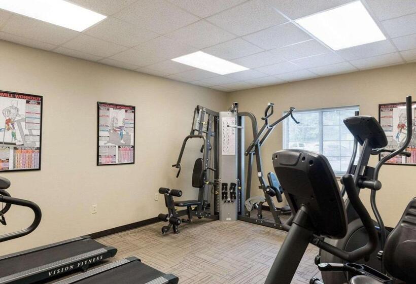 فندق Suburban Studios Morgantown