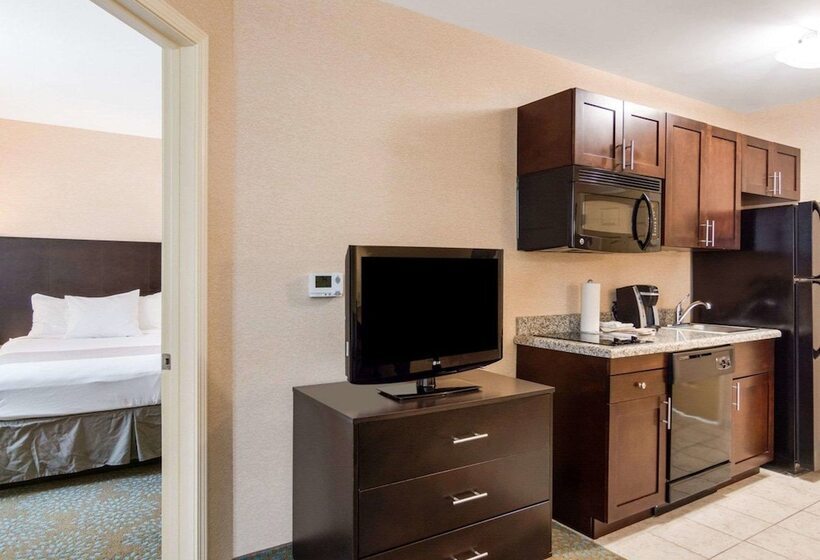 فندق Suburban Studios Quantico