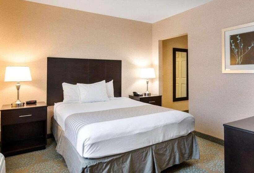 فندق Suburban Studios Quantico