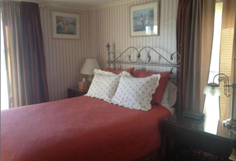 فندق The Quarterdeck Inn By The Sea