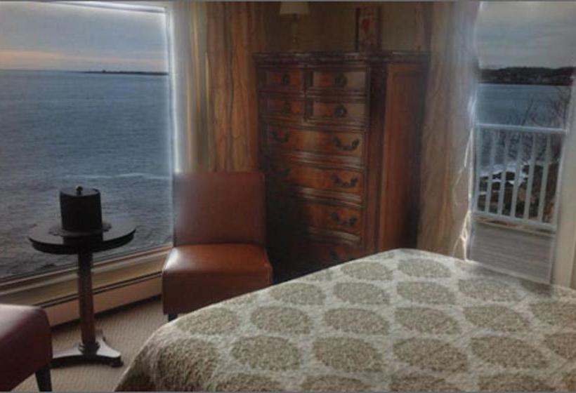 فندق The Quarterdeck Inn By The Sea