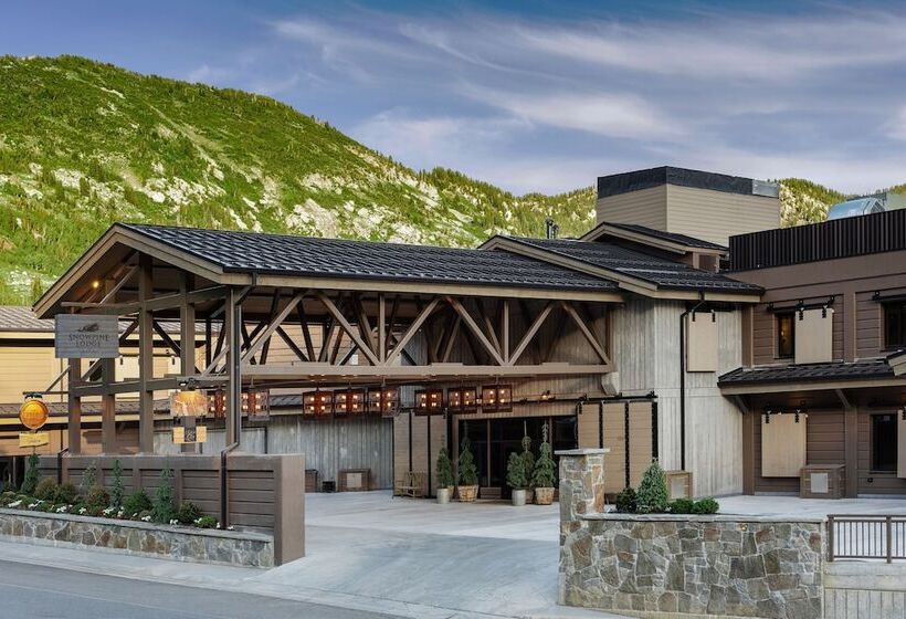 호텔 The Snowpine Lodge