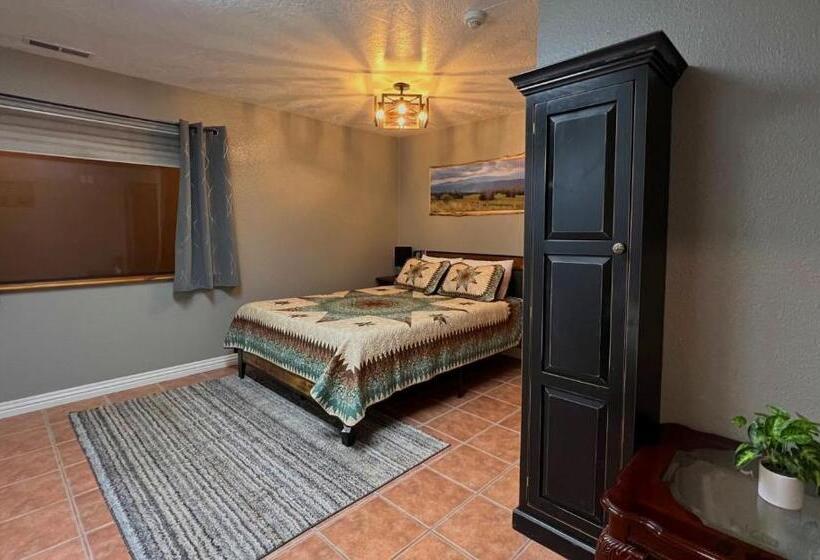 호텔 The Snuggle Inn