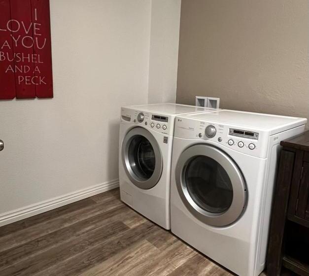 호텔 The Snuggle Inn