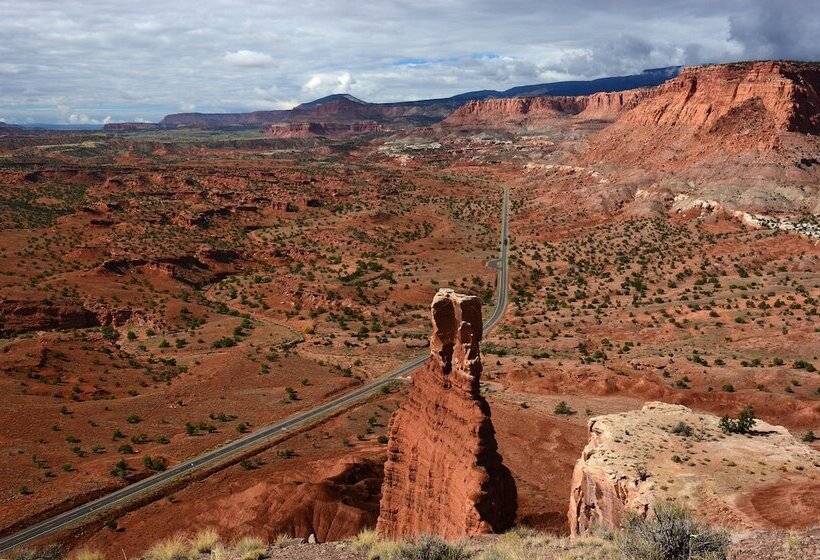 호텔 The Snuggle Inn