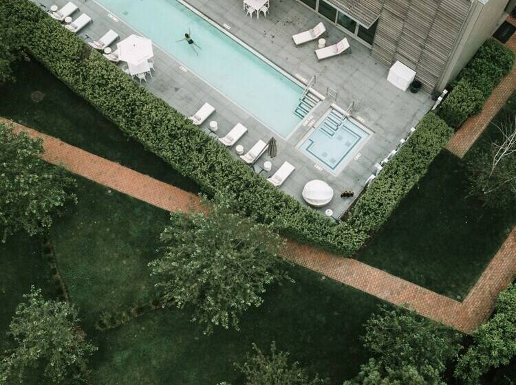 فندق Topping Rose House