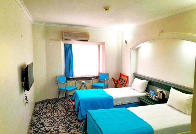 בית מלון כפרי Turk Inn Uzcan
