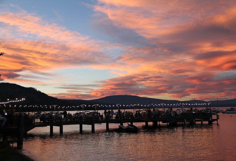 호텔 West Shore Cafe And Inn