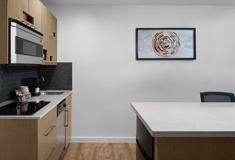 Hyatt House Raleigh North Hills