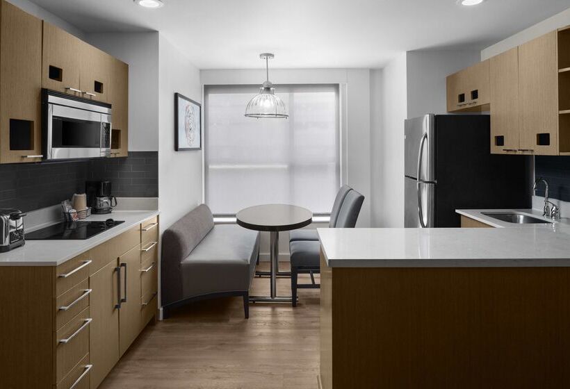 Hyatt House Raleigh North Hills