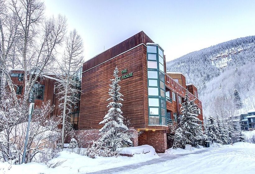 Ice House Suites And Condominiums