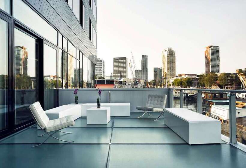 Mainport Hotel Rotterdam, A Hilton Affiliate