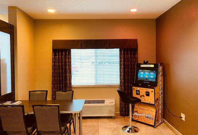 Microtel Inn & Suites Sayre, Pa