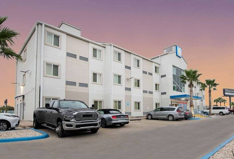 Motel 6eagle Pass, Tx Lakeside