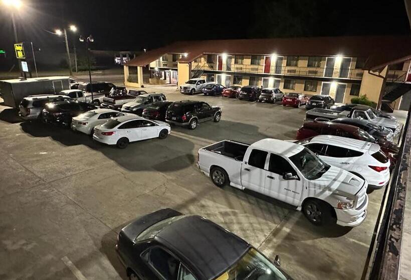 مُتل Budget Inngadsden