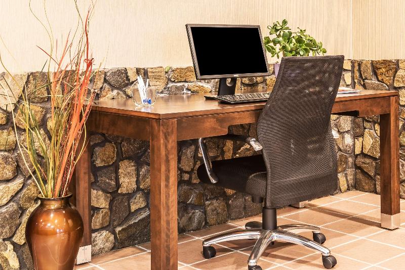 فندق على الطريق Days Inn By Wyndham South Hill