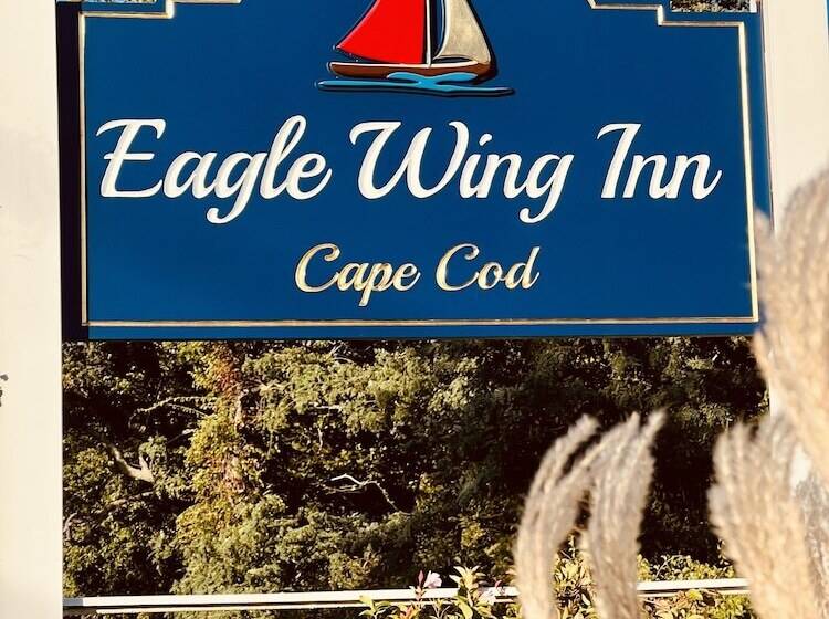 فندق على الطريق Eagle Wing Inn   Cape Cod