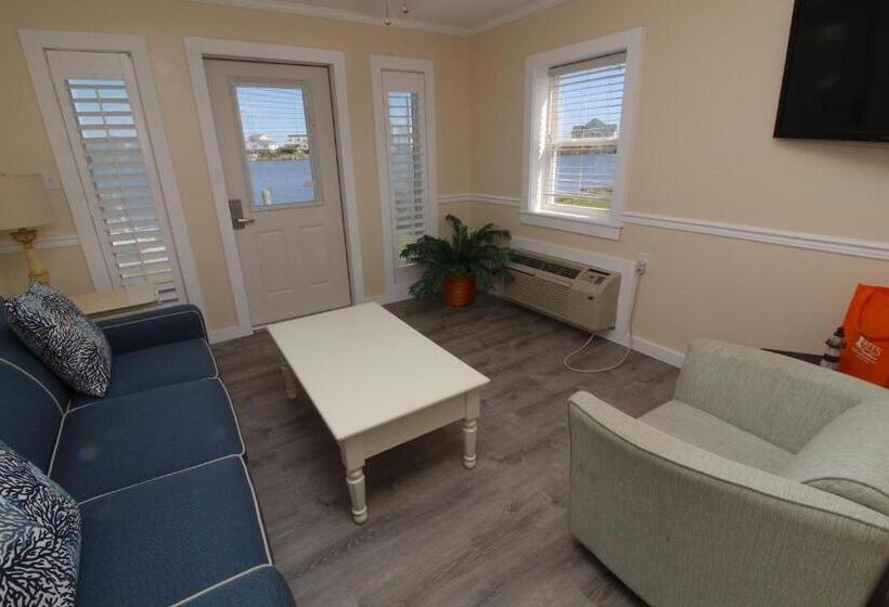 مُتل Fin  N Feather Waterside Inn By Kees Vacations