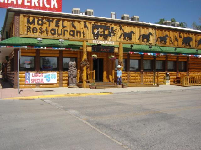 Мотель Frontier Lodge