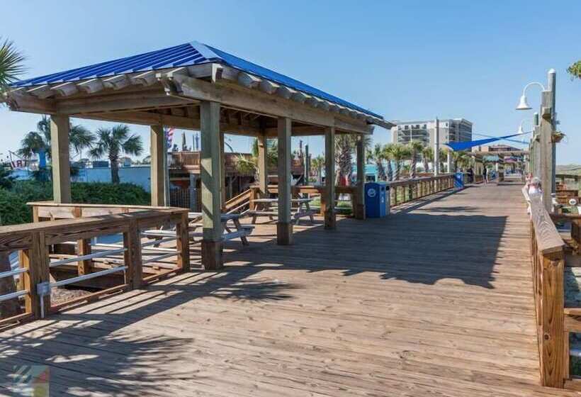 モーテル Golden Sands Oceanfront