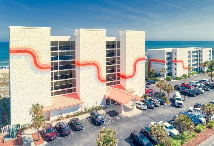 モーテル Golden Sands Oceanfront