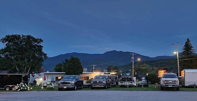 모텔 Gorham Motor Inn