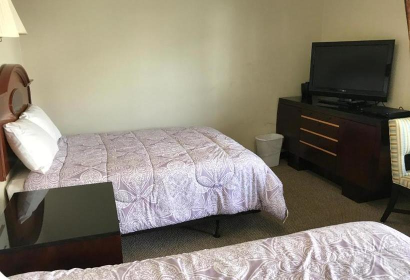 فندق على الطريق Highlander Inn