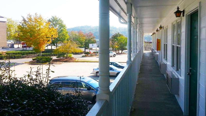 فندق على الطريق Stratford Motor Inn East Ellijay