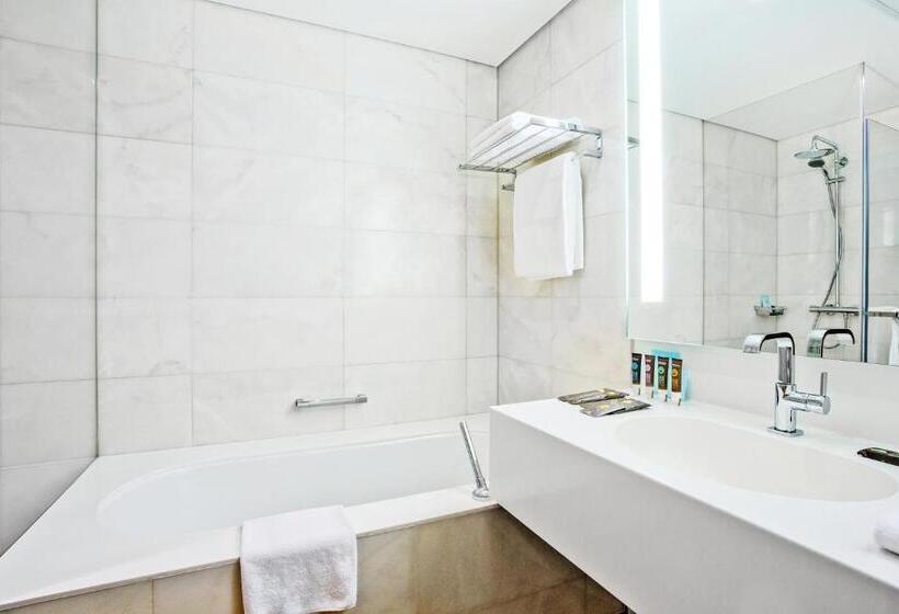 Novotel Abu Dhabi Al Bustan