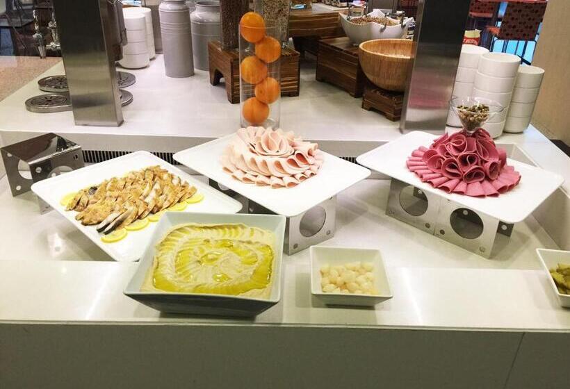 Novotel Abu Dhabi Al Bustan