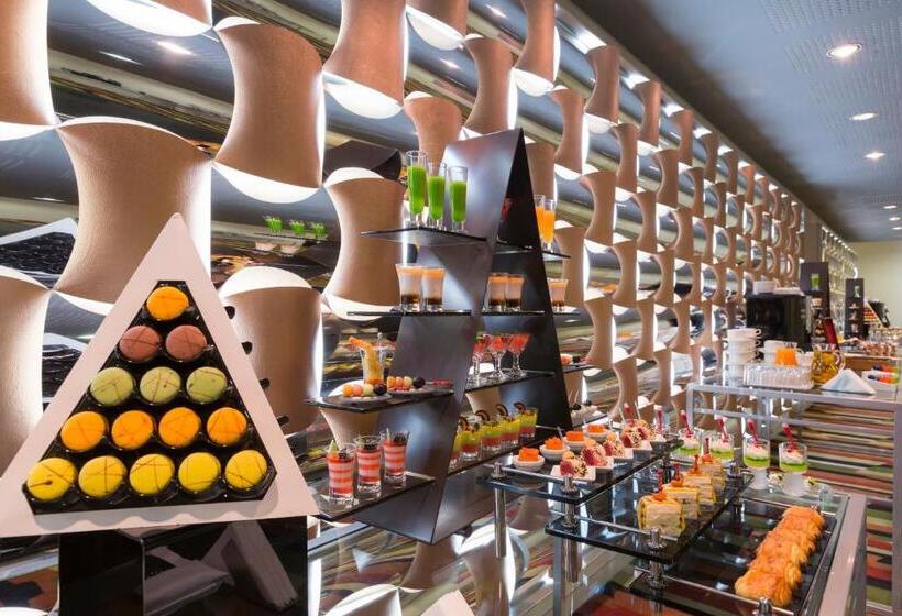 Novotel Abu Dhabi Al Bustan