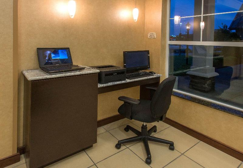 Residence Inn By Marriott Fayetteville Cross Creek