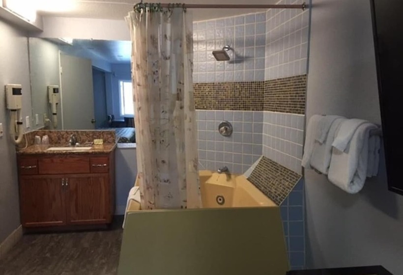 فندق على الطريق Sea Garden Inn