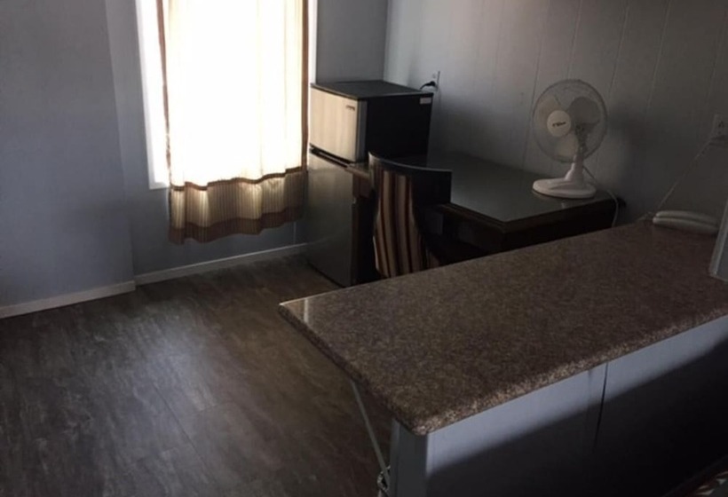 فندق على الطريق Sea Garden Inn