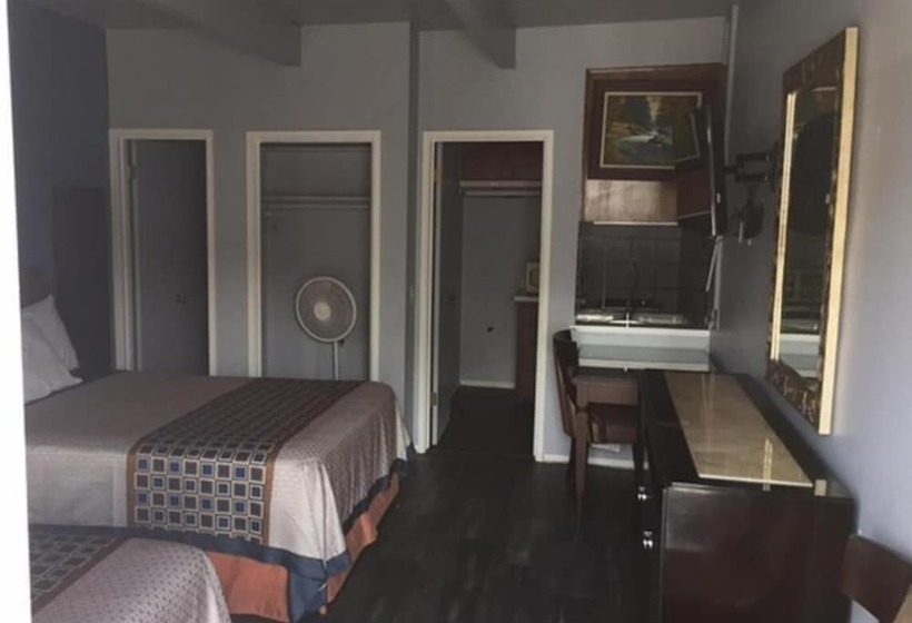 فندق على الطريق Sea Garden Inn