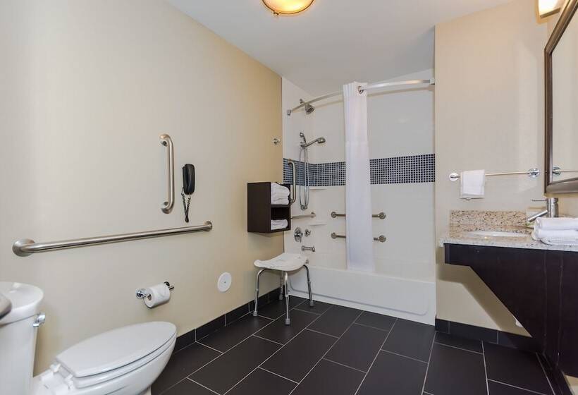 Staybridge Suites Grand Forks, An Ihg