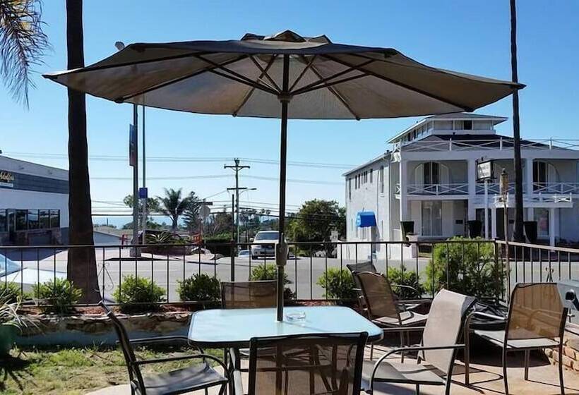 The Patriots Boutique Motel