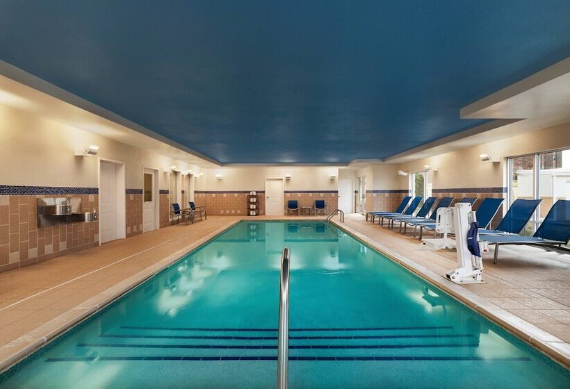 Towneplace Suites By Marriott Chattanooga Near Hamilton Place