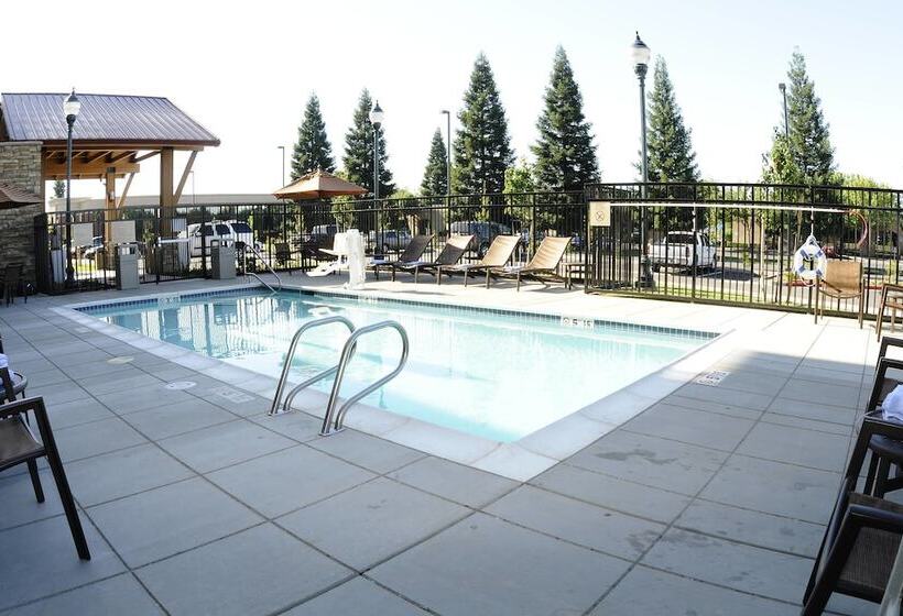 Towneplace Suites Redding