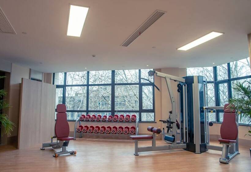 Shundi Shy Hotel Jinshan Lake Zhenjiang